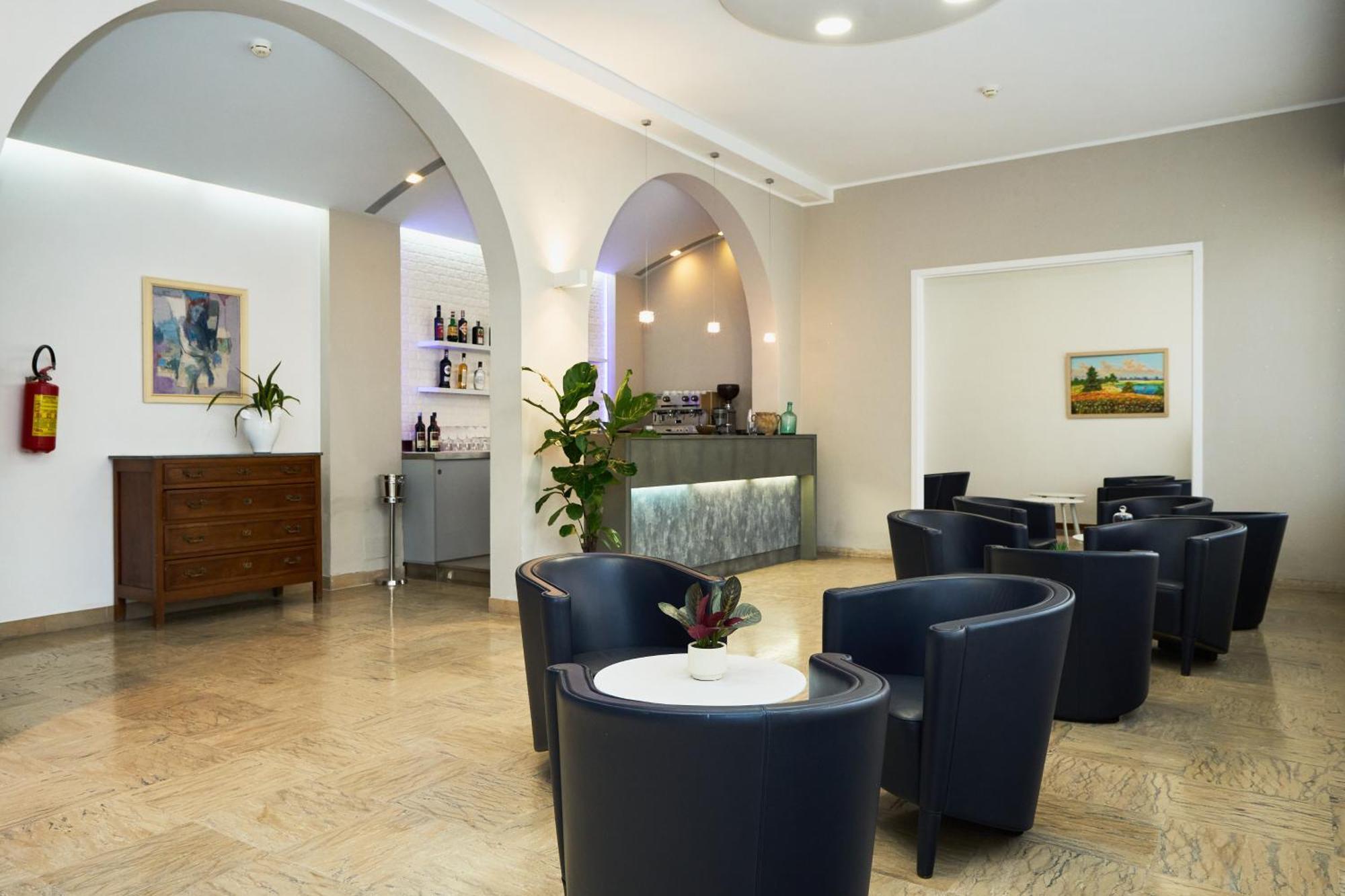Hotel Jolanda Белариа-Игеа Марина Екстериор снимка