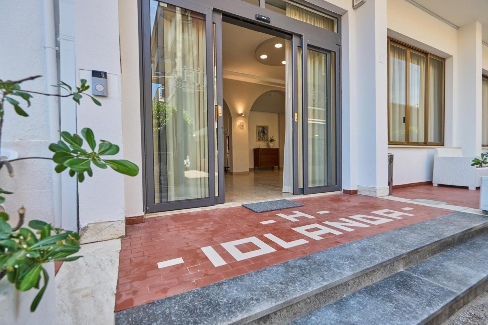 Hotel Jolanda Белариа-Игеа Марина Екстериор снимка