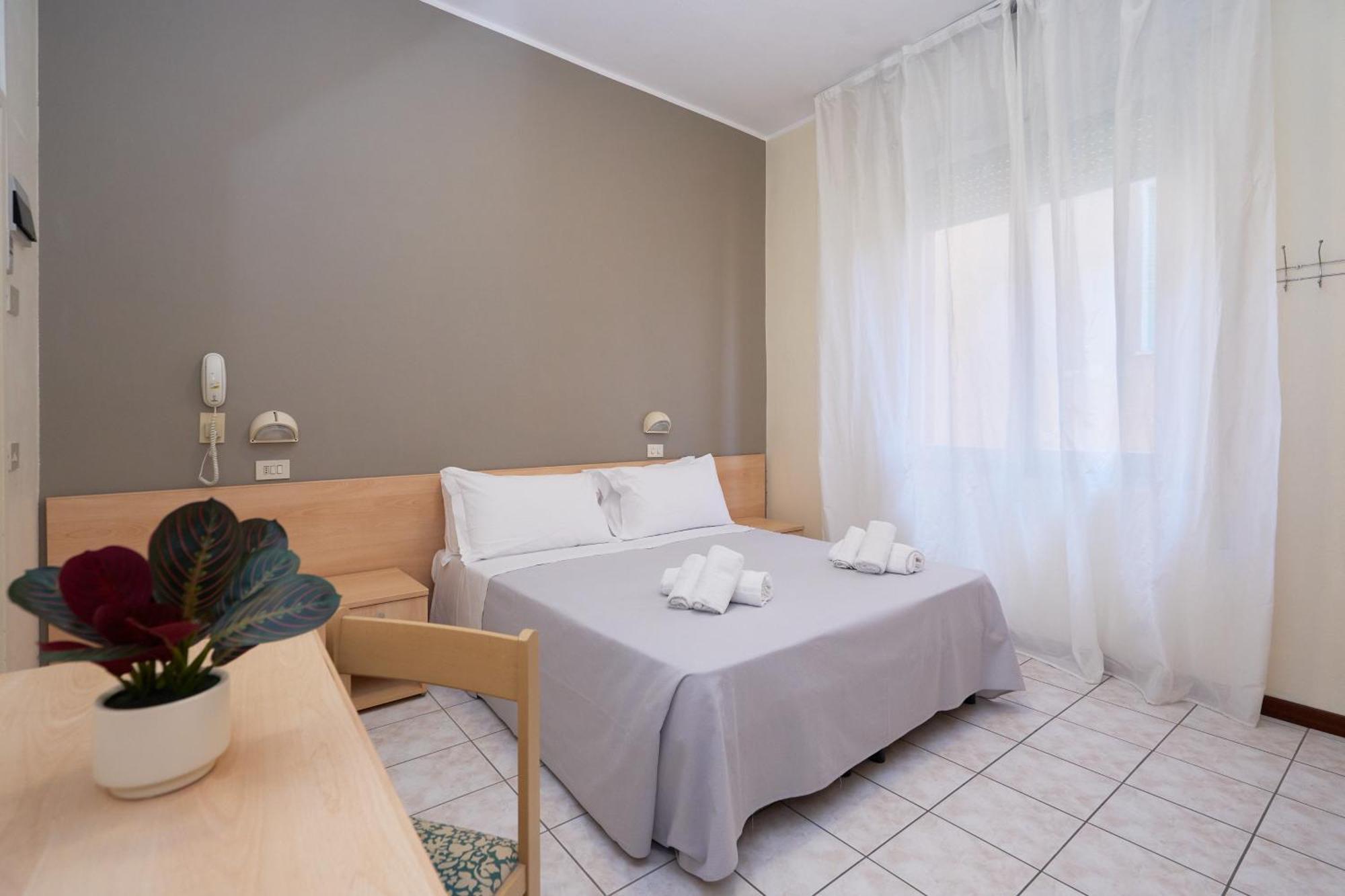 Hotel Jolanda Белариа-Игеа Марина Екстериор снимка